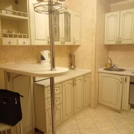 Apartment Centrum Deribasovskaya 2 Min Odessa Esterno foto